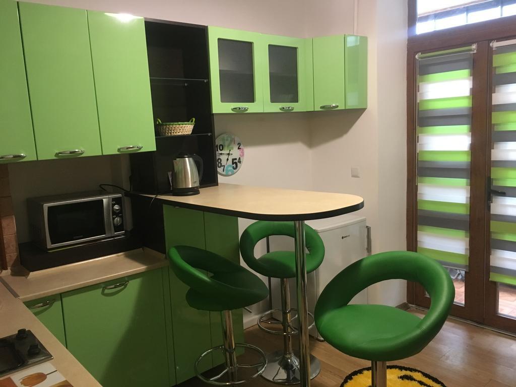 1 Starodubska Apartment Lviv Dış mekan fotoğraf