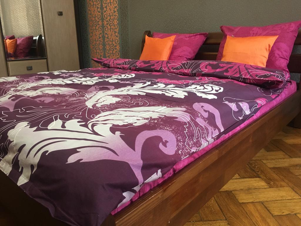 1 Starodubska Apartment Lviv Dış mekan fotoğraf